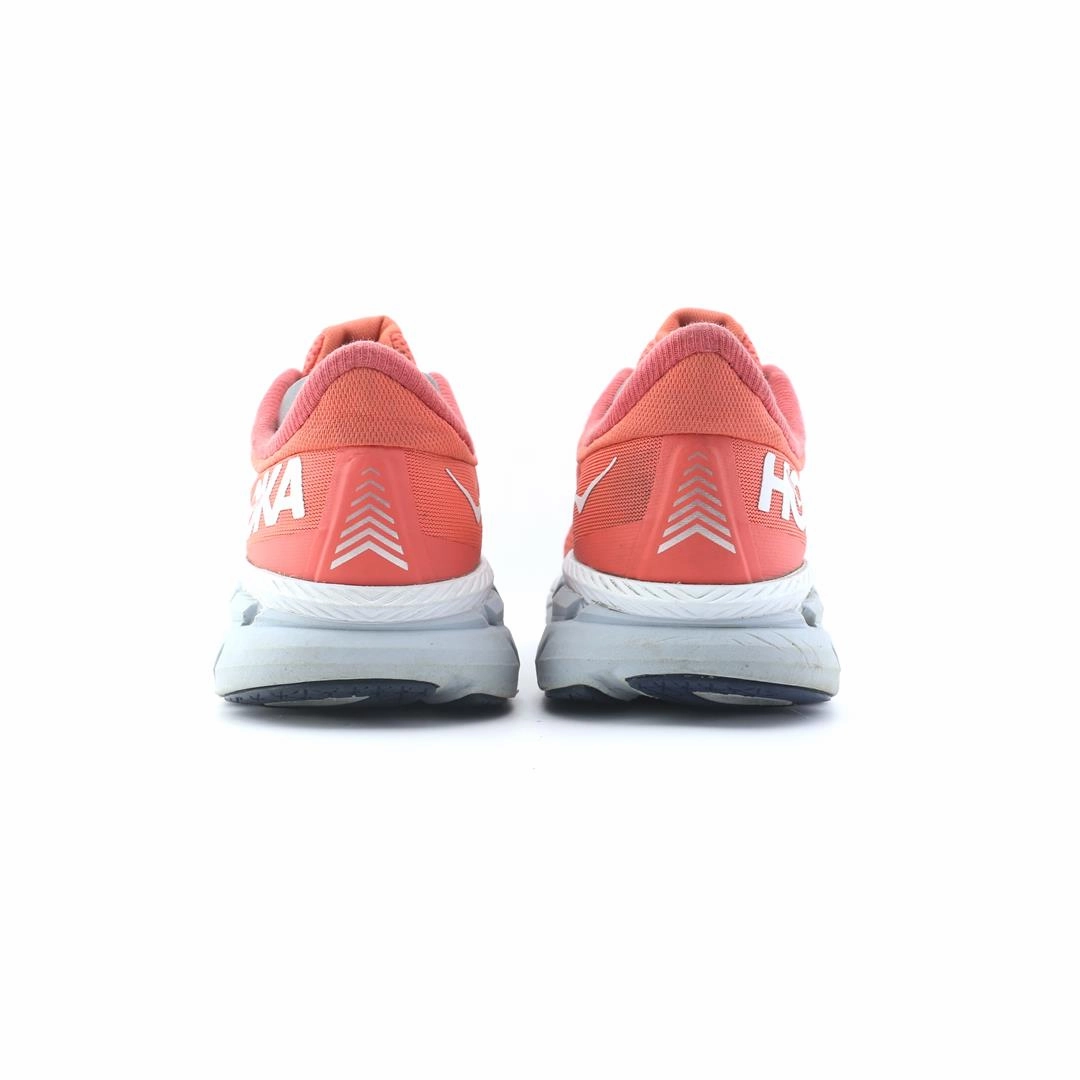 HOKA ONE ONE CLIFTON 7 Hoka running shoe visuals