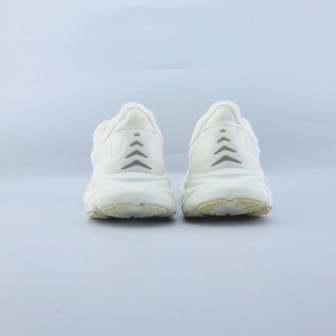 HOKA ONE ONE CLIFTON 8 Hoka running shoe visuals