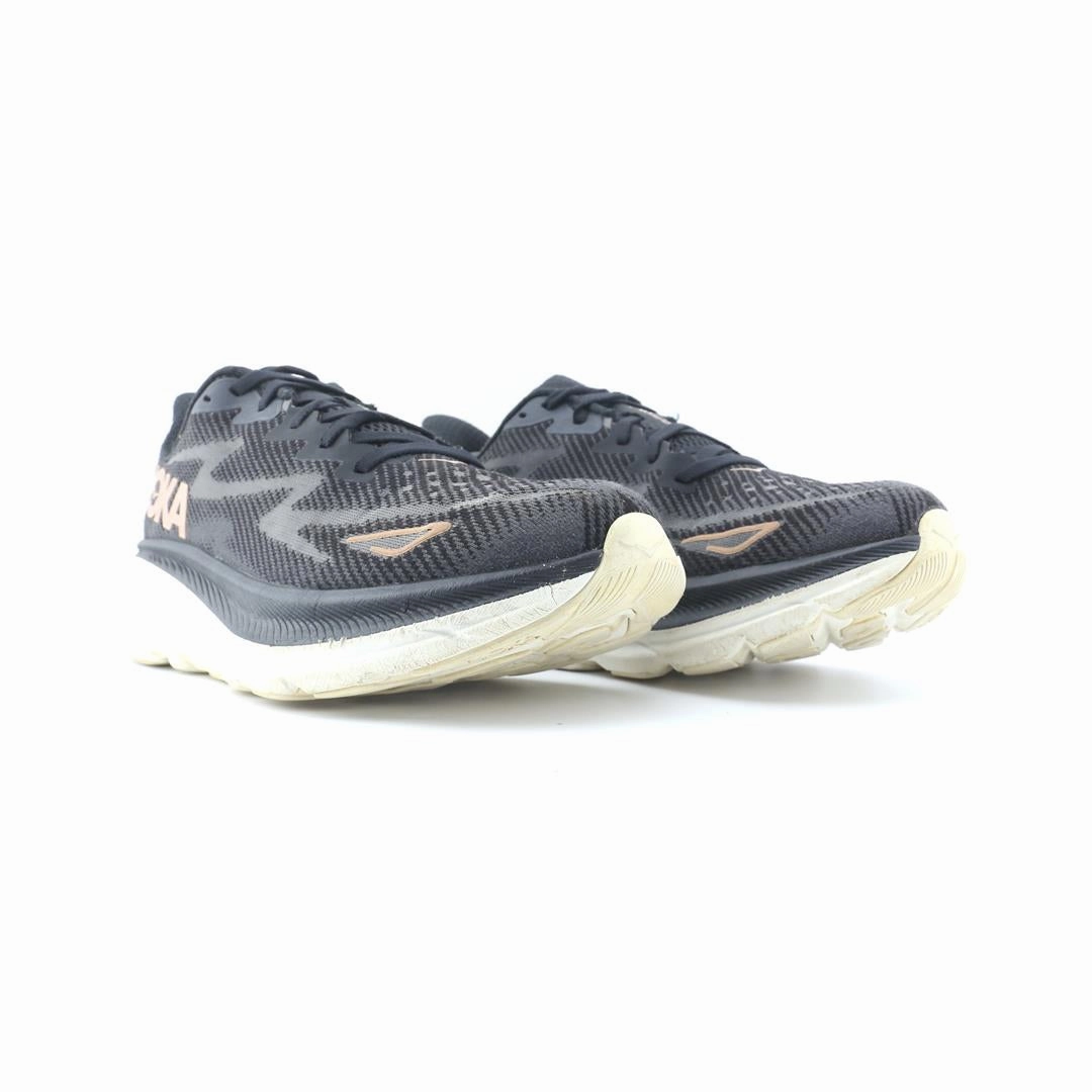 HOKA ONE ONE CLIFTON 9 Hoka running shoe visuals