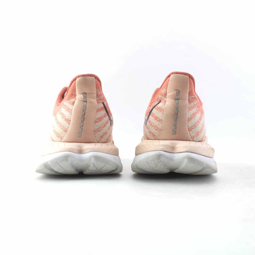 HOKA ONE ONE MACH 5 Hoka running shoe visuals