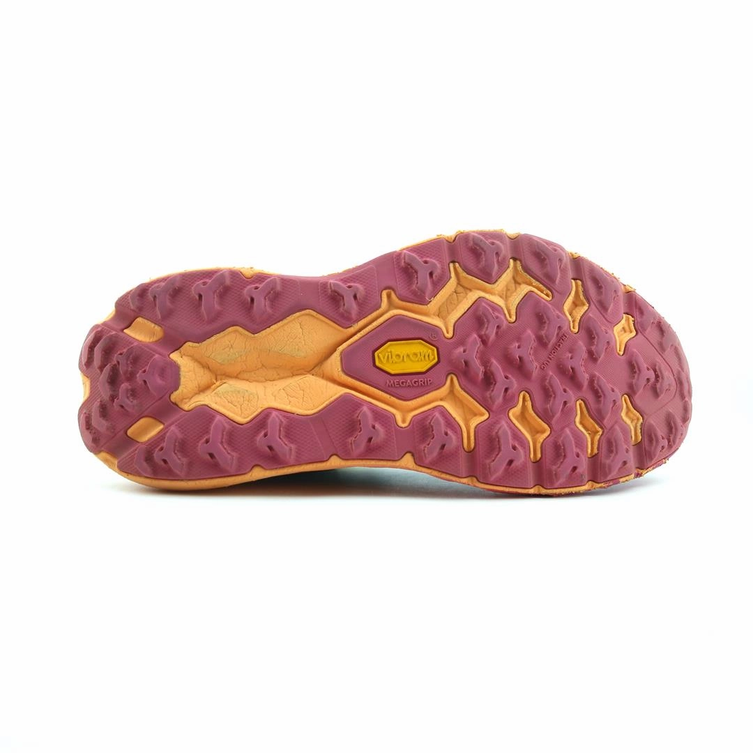 HOKA ONE ONE SPEEDGOAT 5 Hoka running shoe visuals