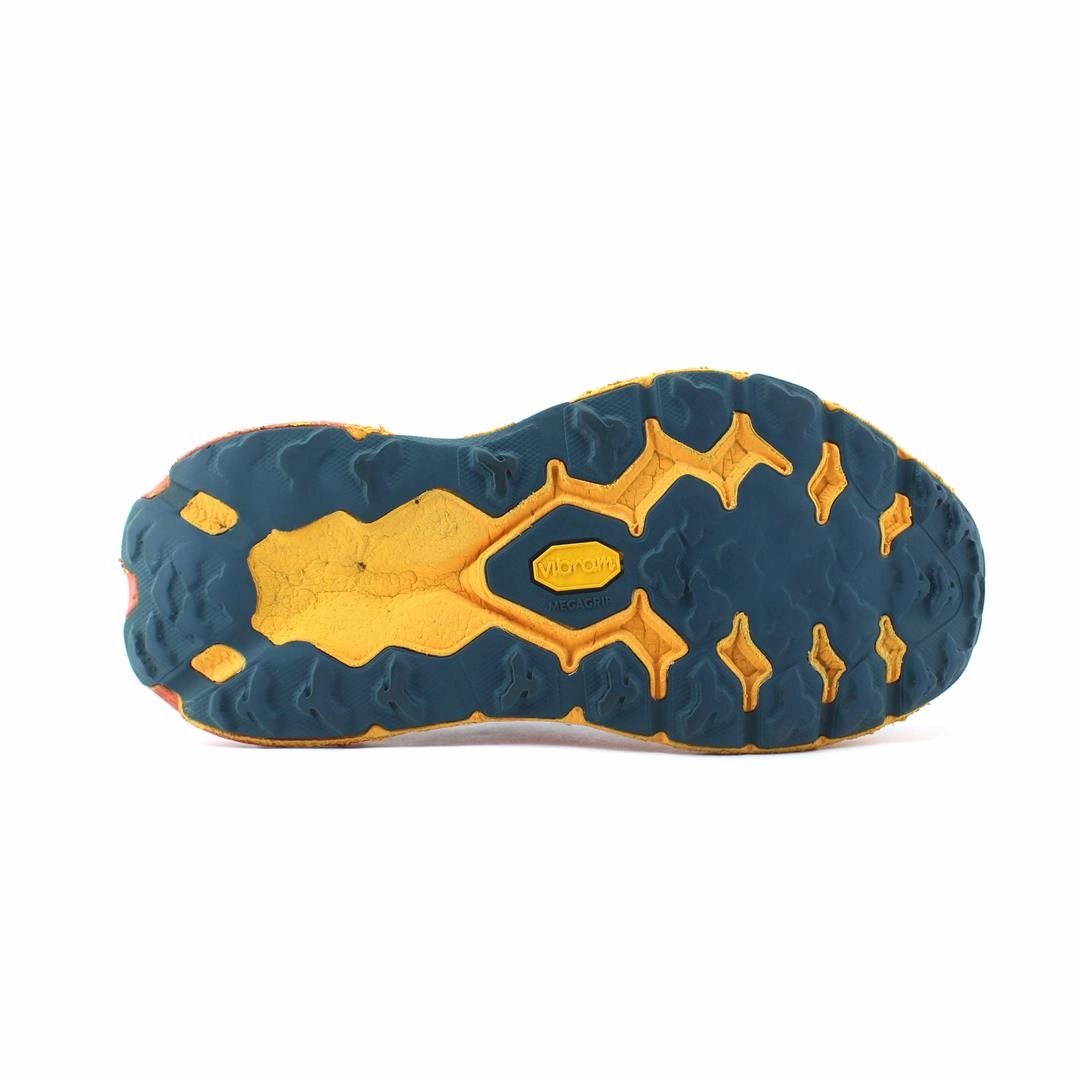 HOKA ONE ONE SPEEDGOAT 5 Hoka running shoe visuals