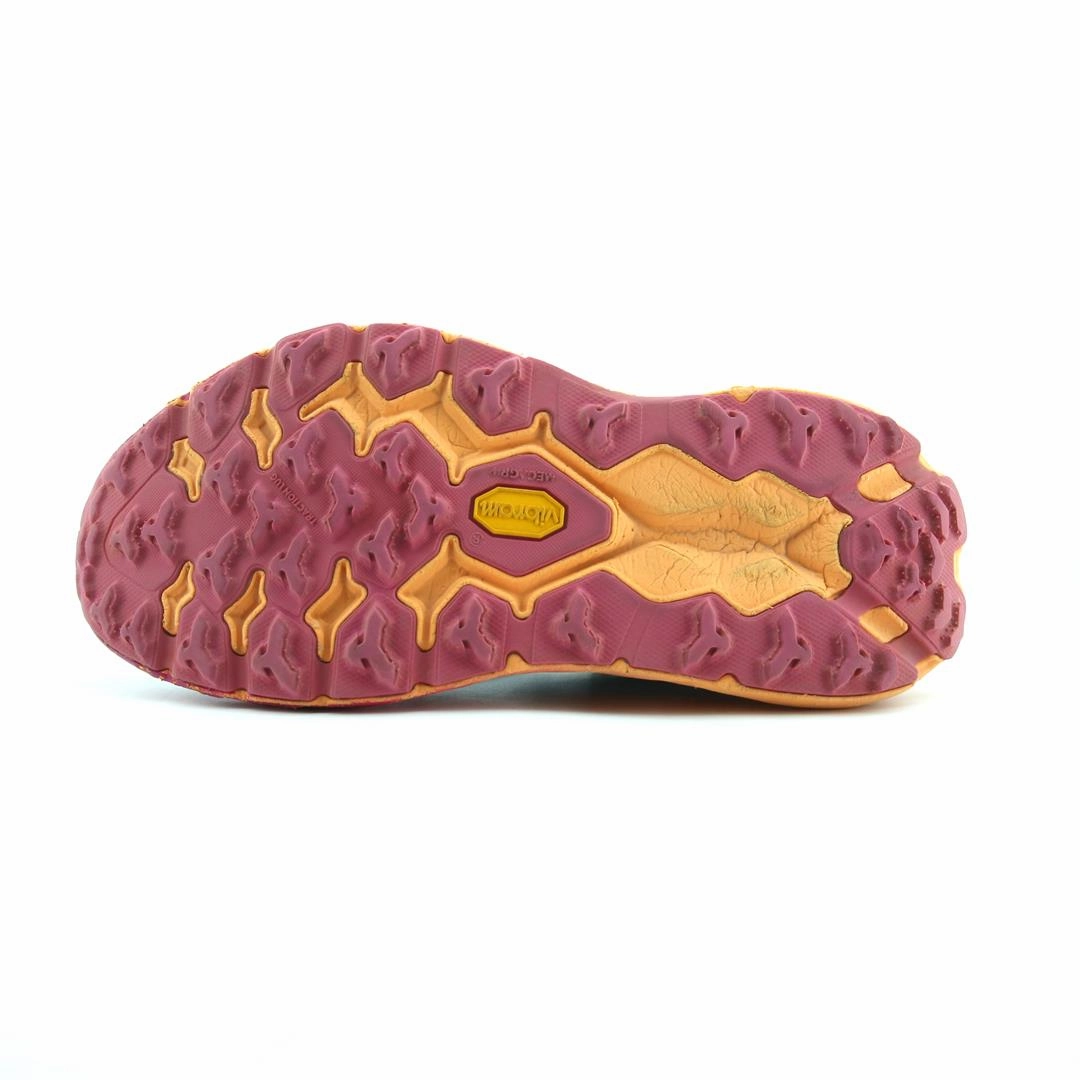 HOKA ONE ONE SPEEDGOAT 5 Hoka running shoe visuals
