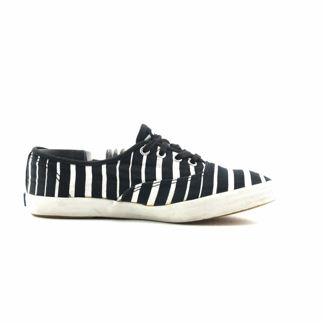 KEDS . Keds casual shoe designs