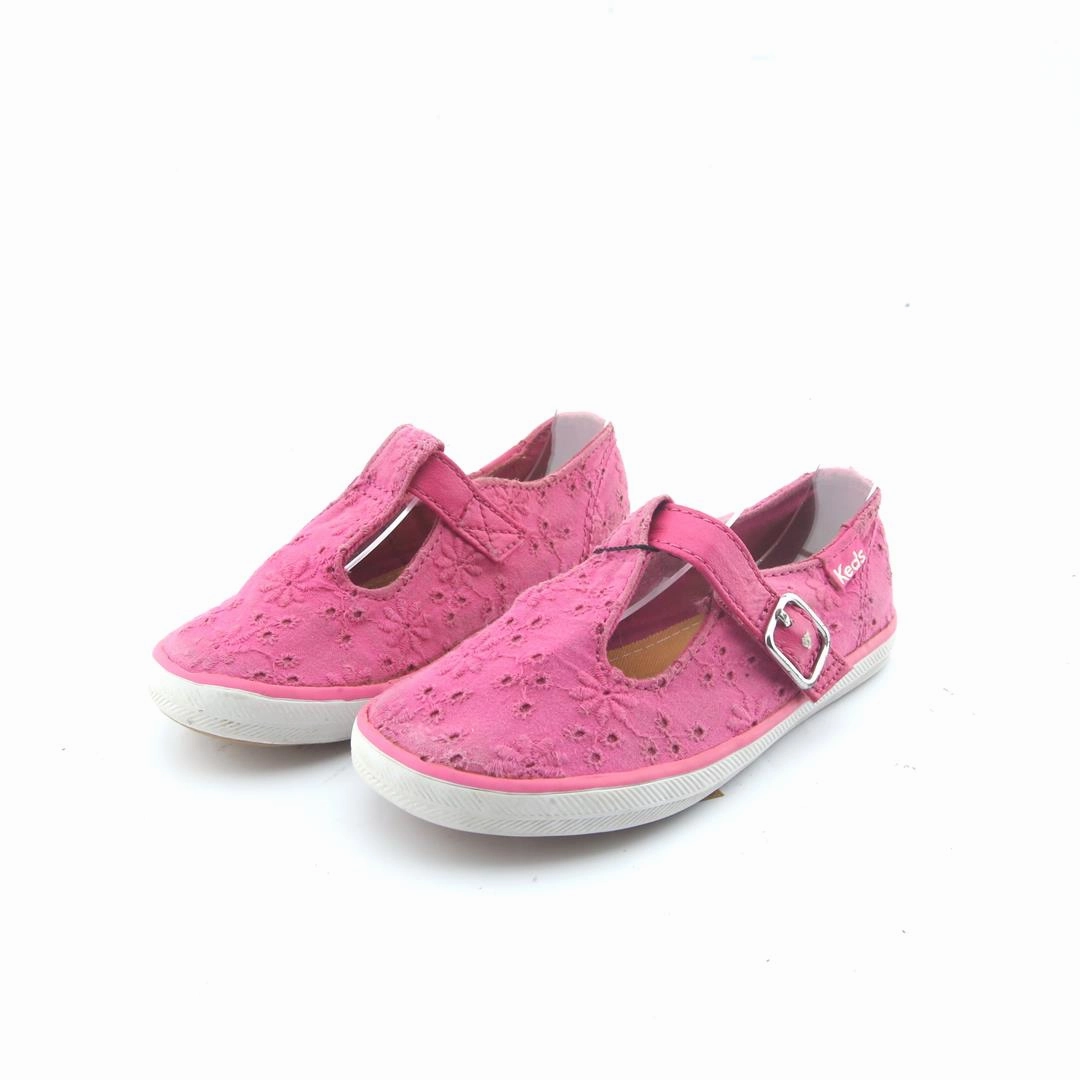 KEDS . Keds classic casual sneakers
