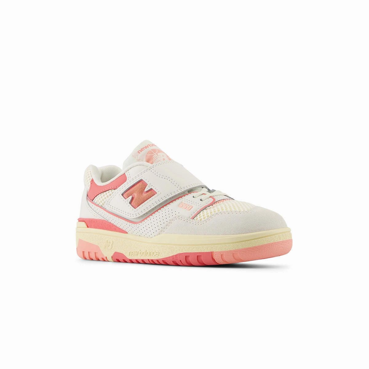 Kids 550 'Desert Pink' New Balance sneaker close-ups