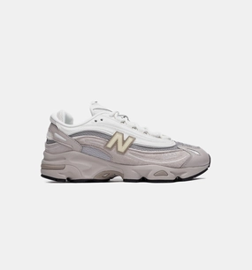 M1000 Grey Cream Mens Lifestyle Shoe - Grey/Cream New Balance lifestyle sneakers with retro style