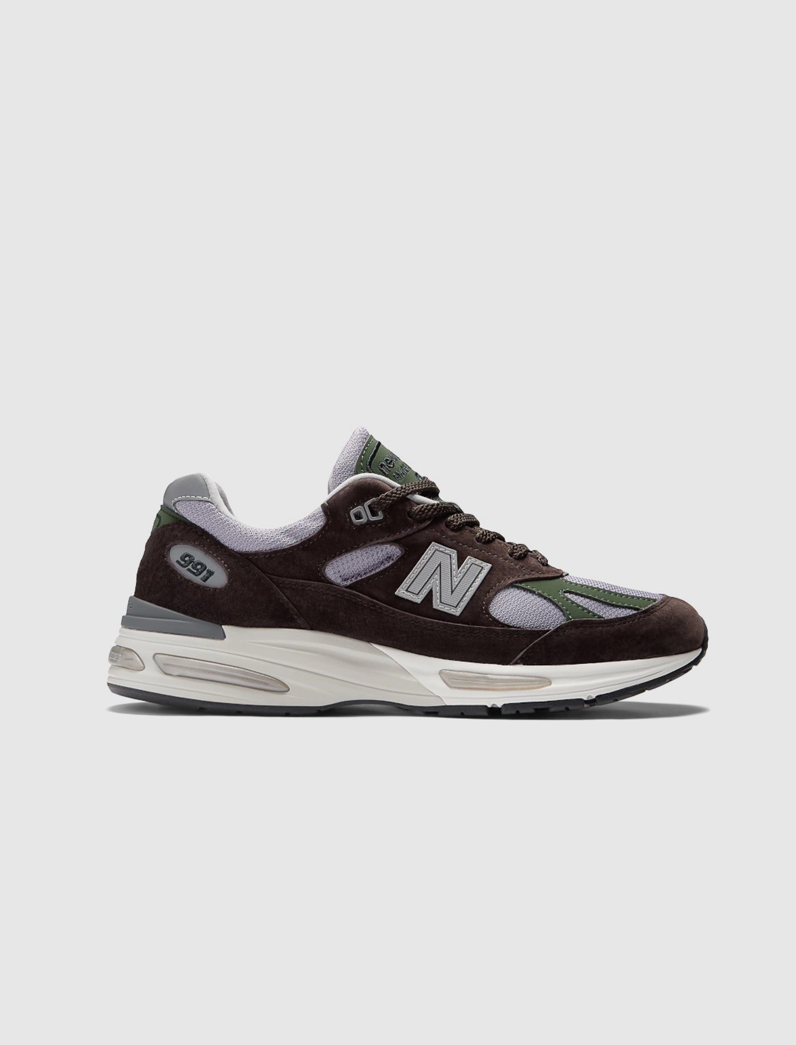 MADE IN UK 991 V2 "LICORICE" new balance trending sneaker styles