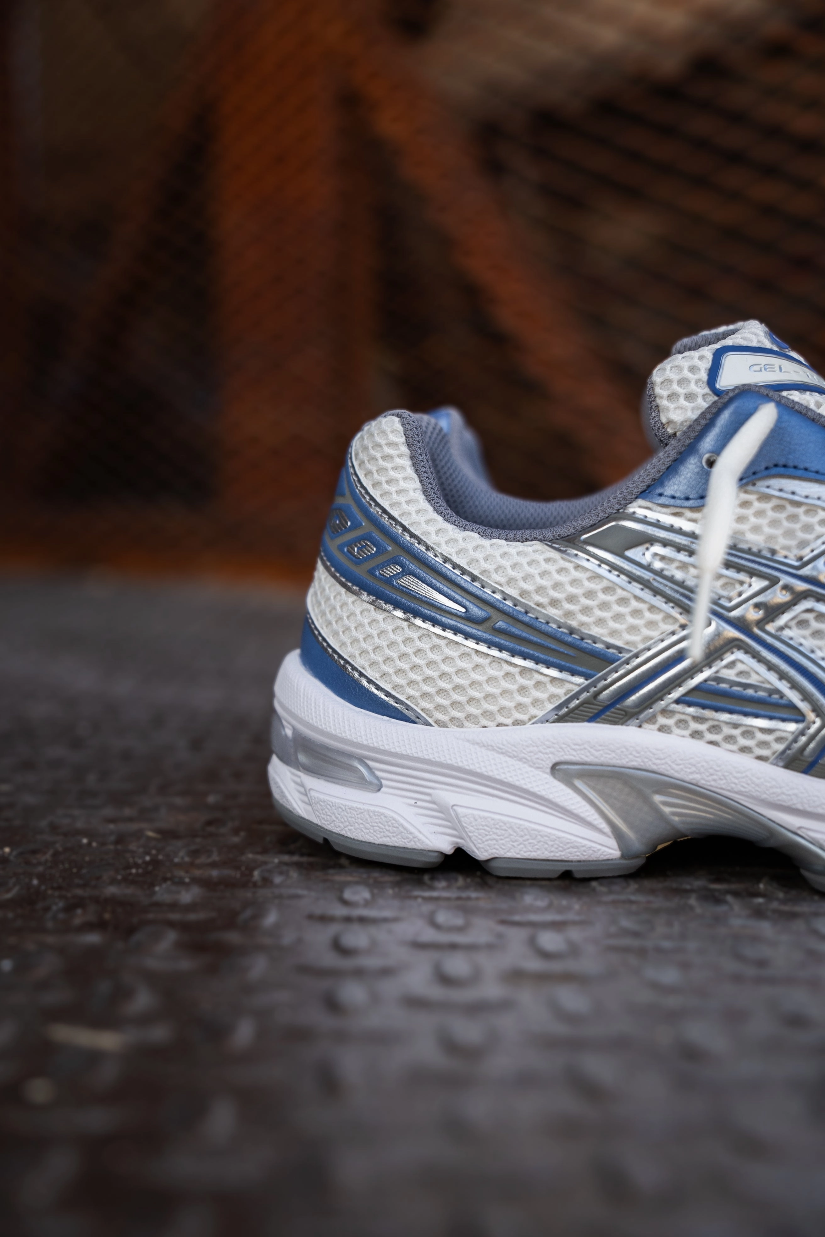 Mens Asics Gel-1130 (Cream/Blueberry) running shoe close-up shots