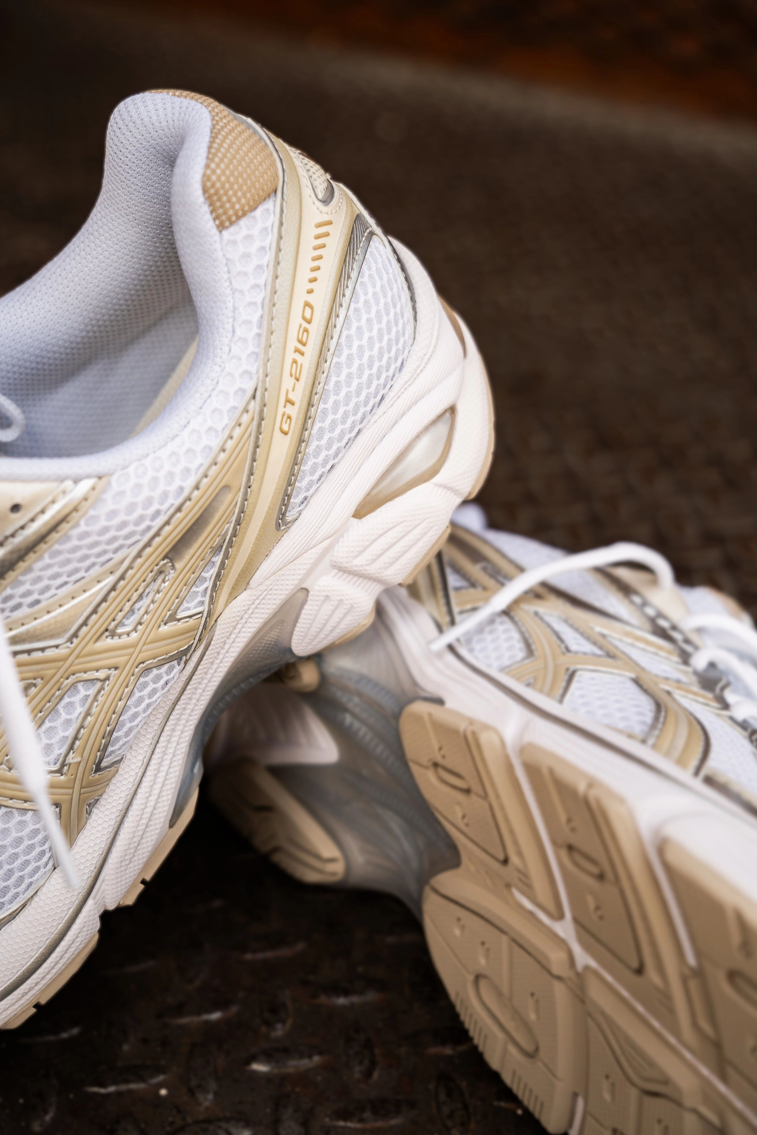 Mens Asics GT-2160 (White/Putty) running shoe close-up shots