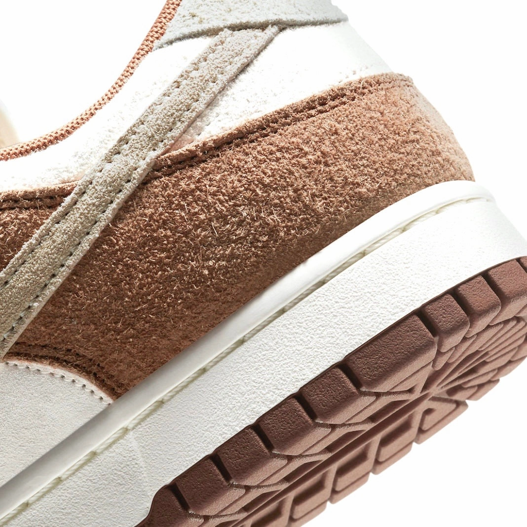 Mens Dunk Low Medium Curry Modern Sneakers