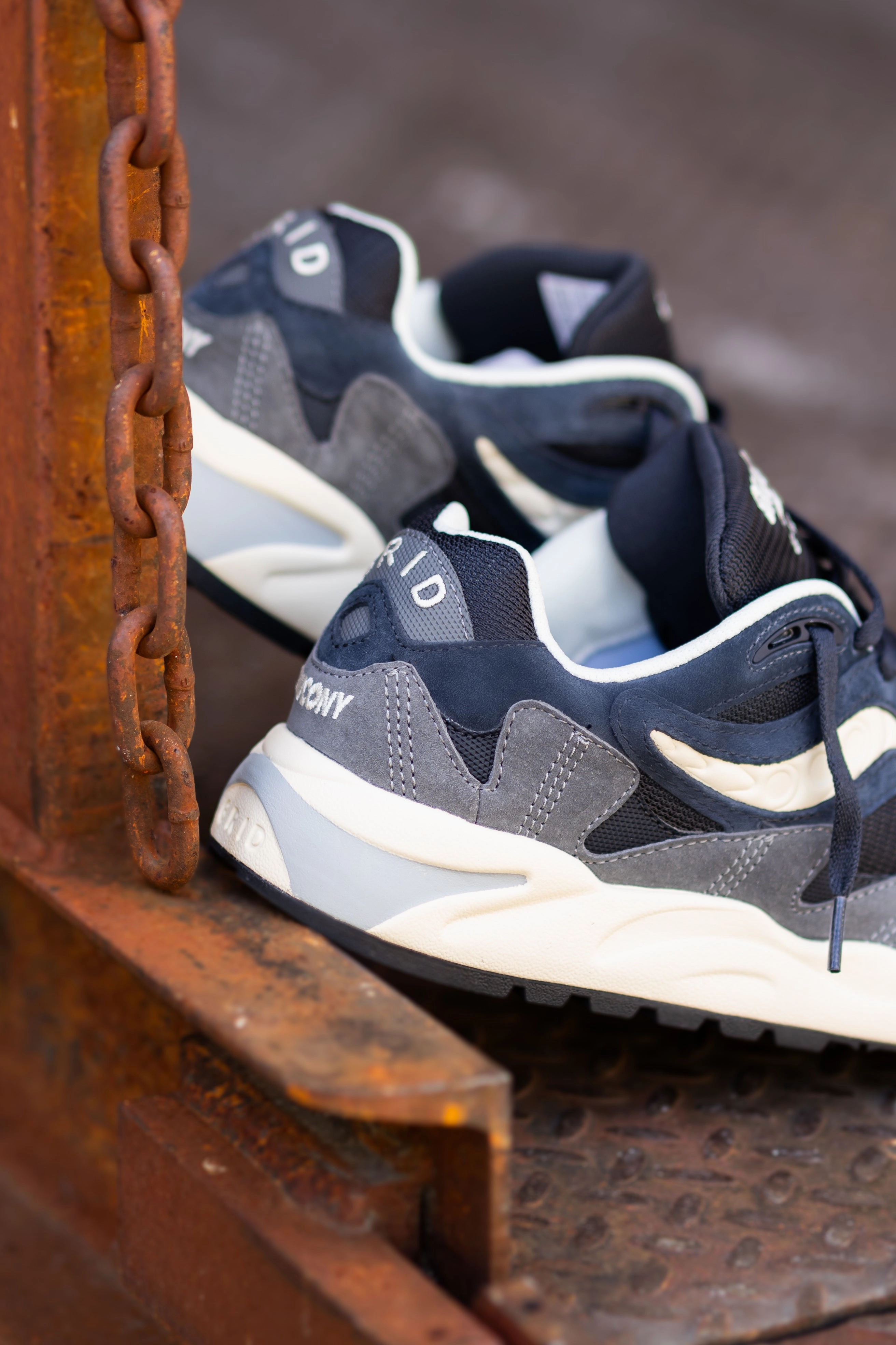 Mens Saucony Grid Shadow 2 (Navy/Cream) Saucony versatile athletic footwear