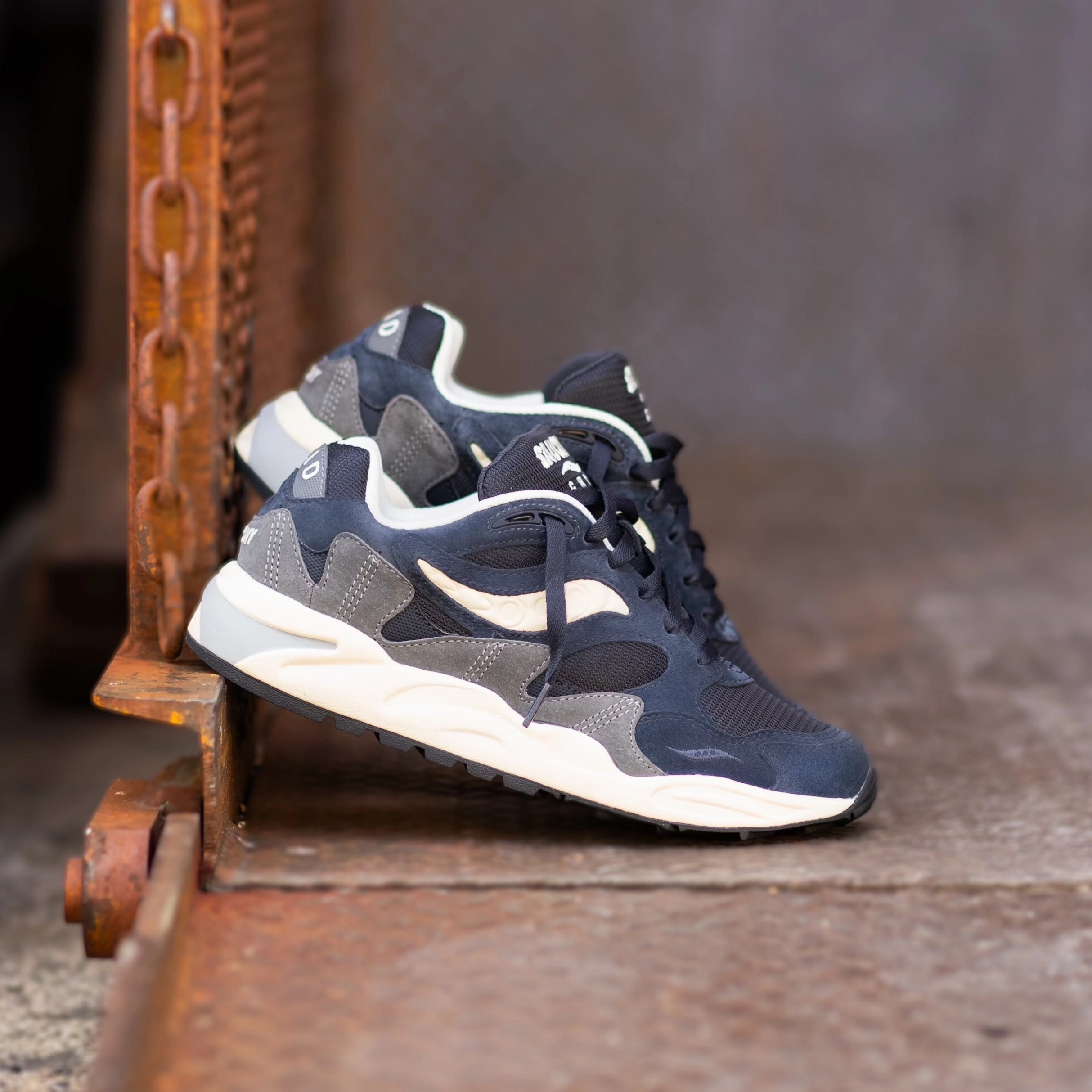 Mens Saucony Grid Shadow 2 (Navy/Cream) Saucony versatile athletic footwear