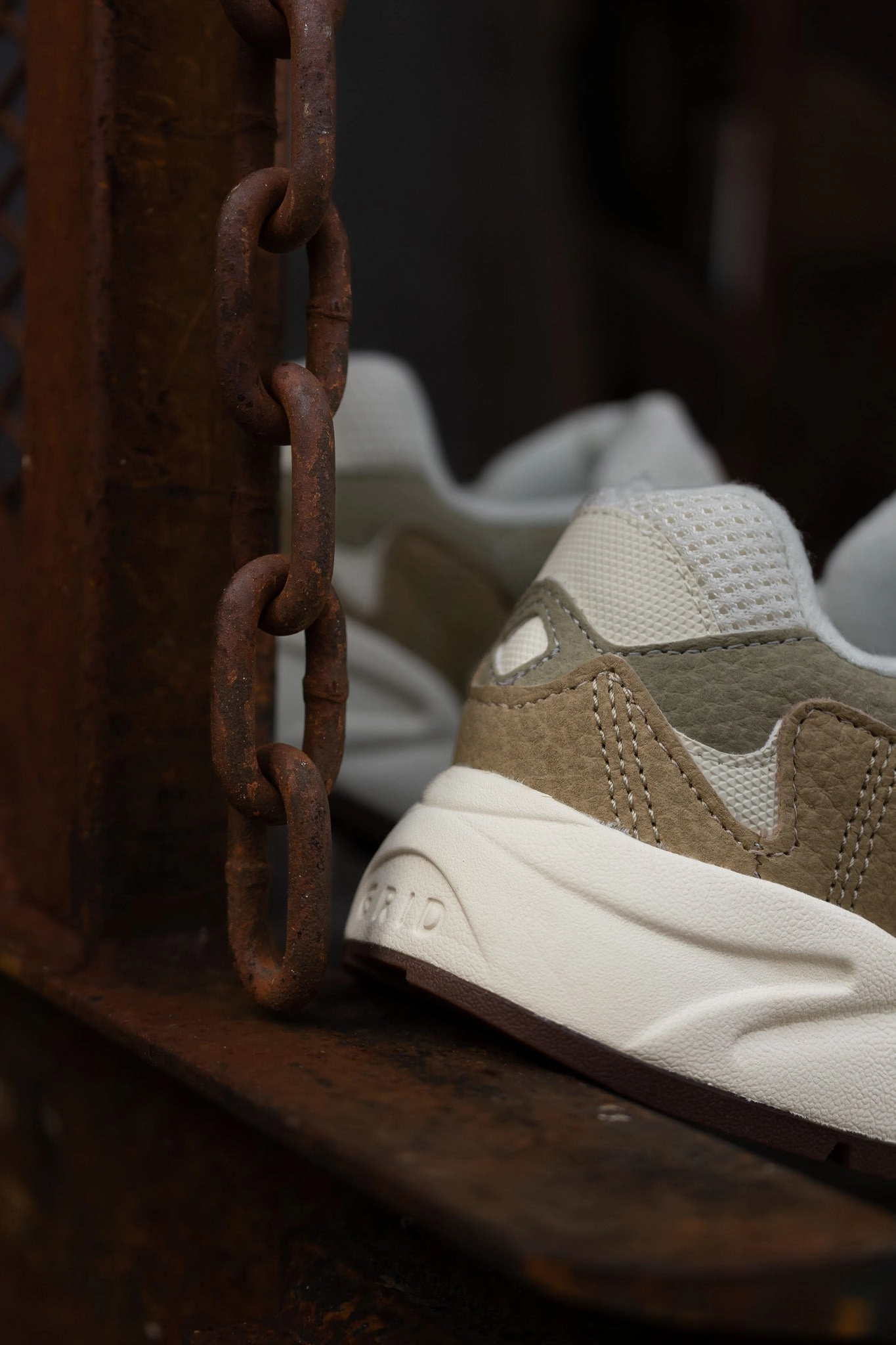 Mens Saucony Grid Shadow 2 (Sand/Sage) Saucony versatile athletic footwear