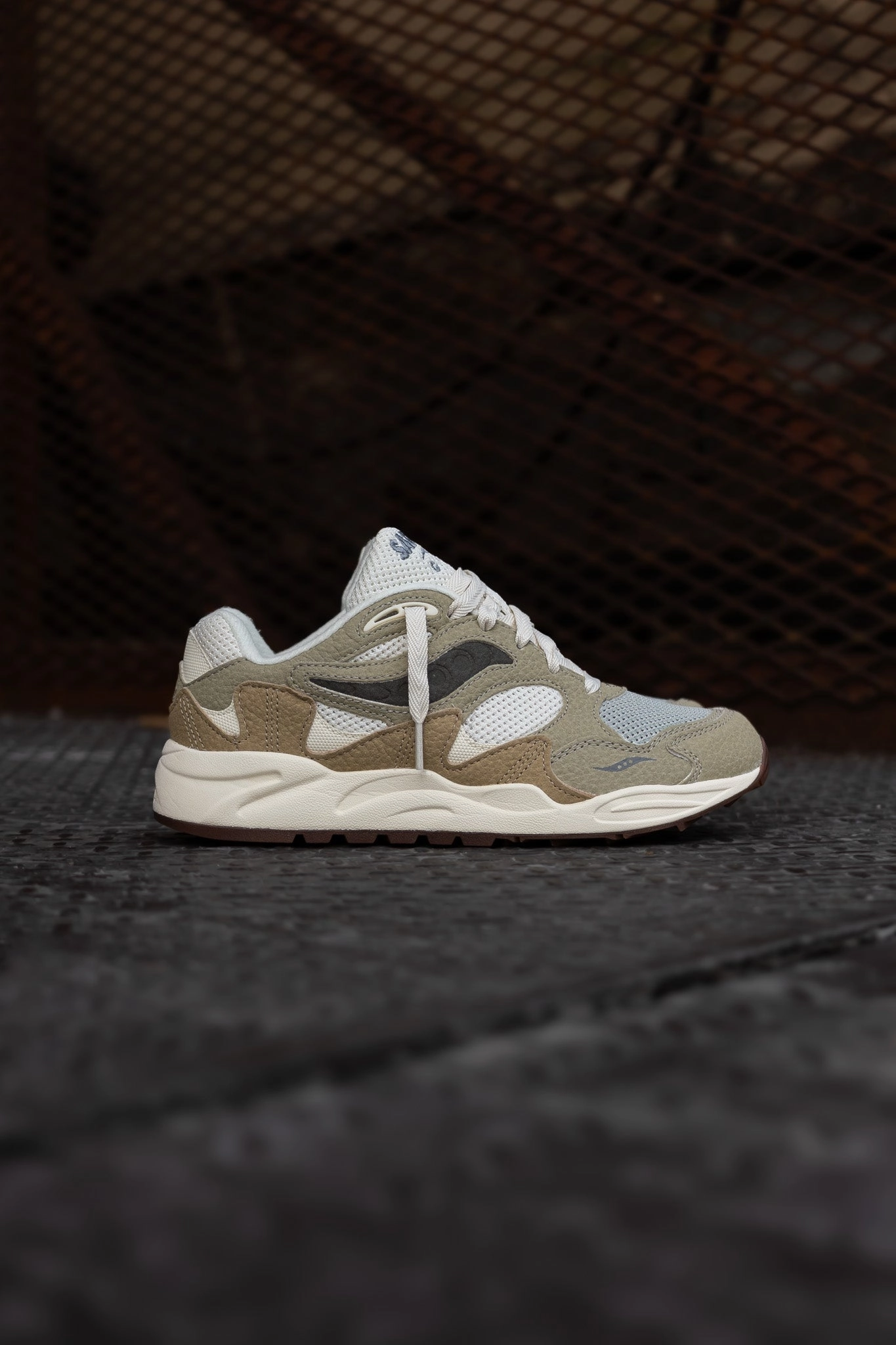 Mens Saucony Grid Shadow 2 (Sand/Sage) Saucony versatile athletic footwear