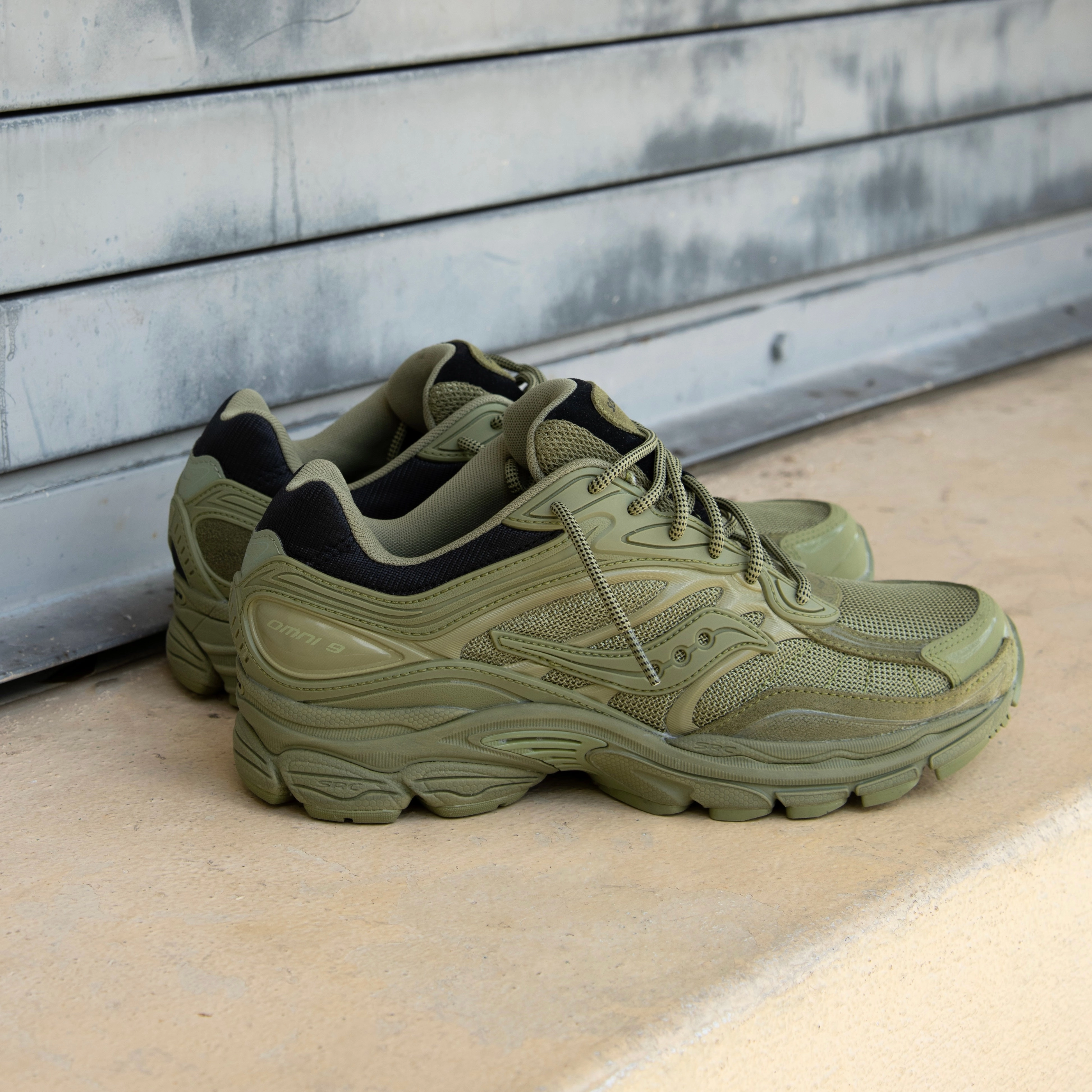 Mens Saucony ProGrid Omni 9 (Green/Vert) Saucony versatile athletic footwear