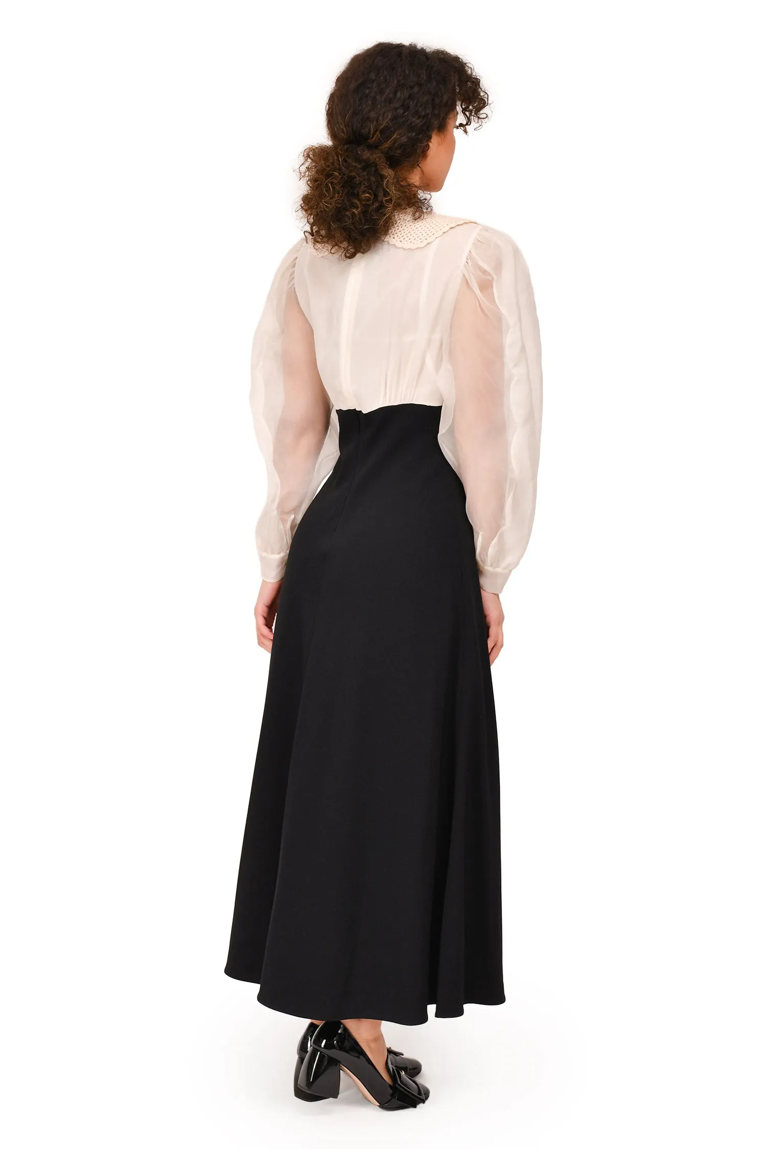 Miu Miu 2021 Black/White Crochet Peter Pan Collared Pearl Detail Dress Size 42