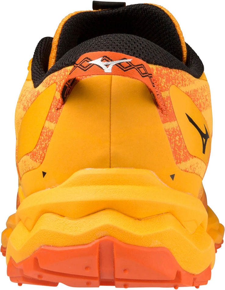 Mizuno Wave Daichi GORE-TEX Mens Trail Running Shoes - Orange Performance Sneakers