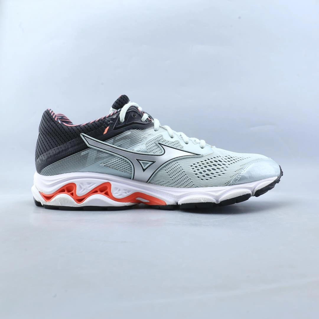 MIZUNO WAVE INSPIRE 15 Mizuno sport shoe styles