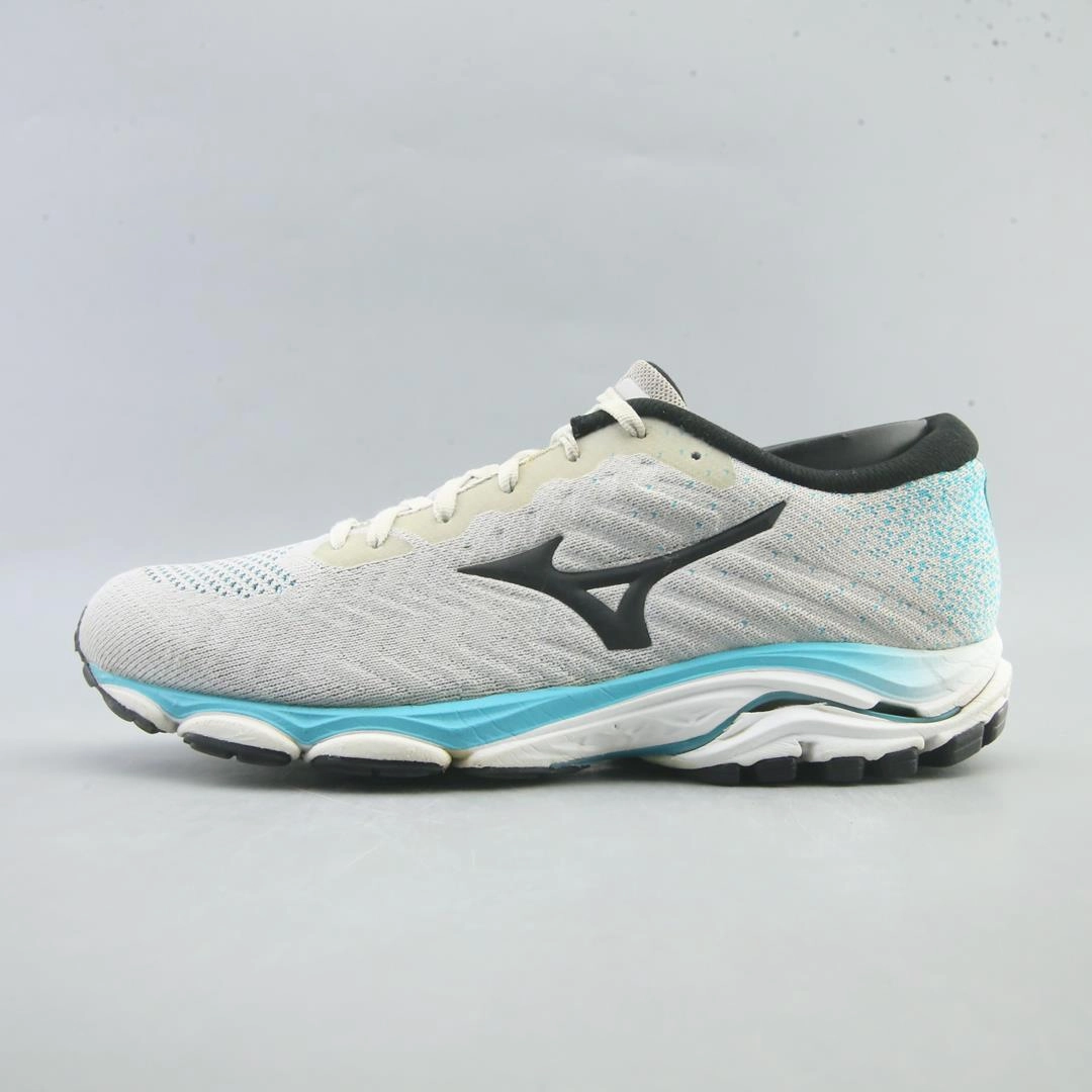 MIZUNO WAVE INSPIRE 16 Mizuno sporty athletic shoe styles