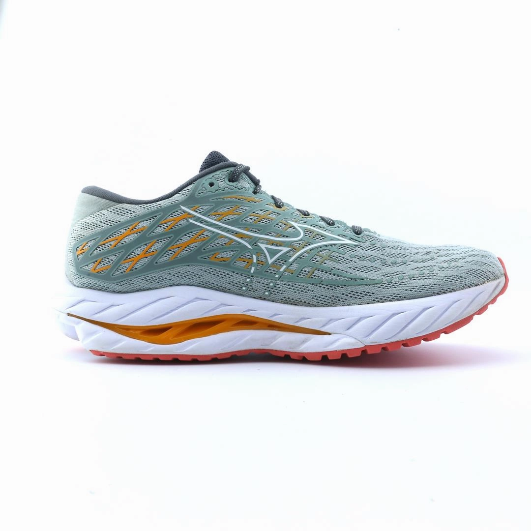 MIZUNO WAVE INSPIRE 20 Mizuno sport shoe styles