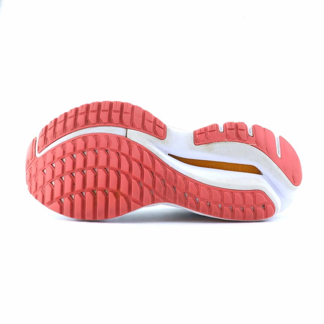 MIZUNO WAVE INSPIRE 20 Mizuno sport shoe styles