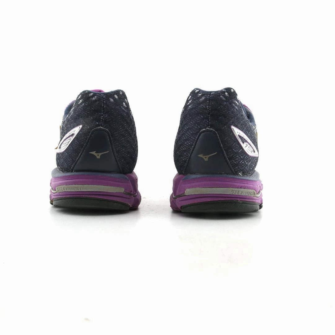 MIZUNO WAVE RIDER 19 Mizuno sport shoe styles