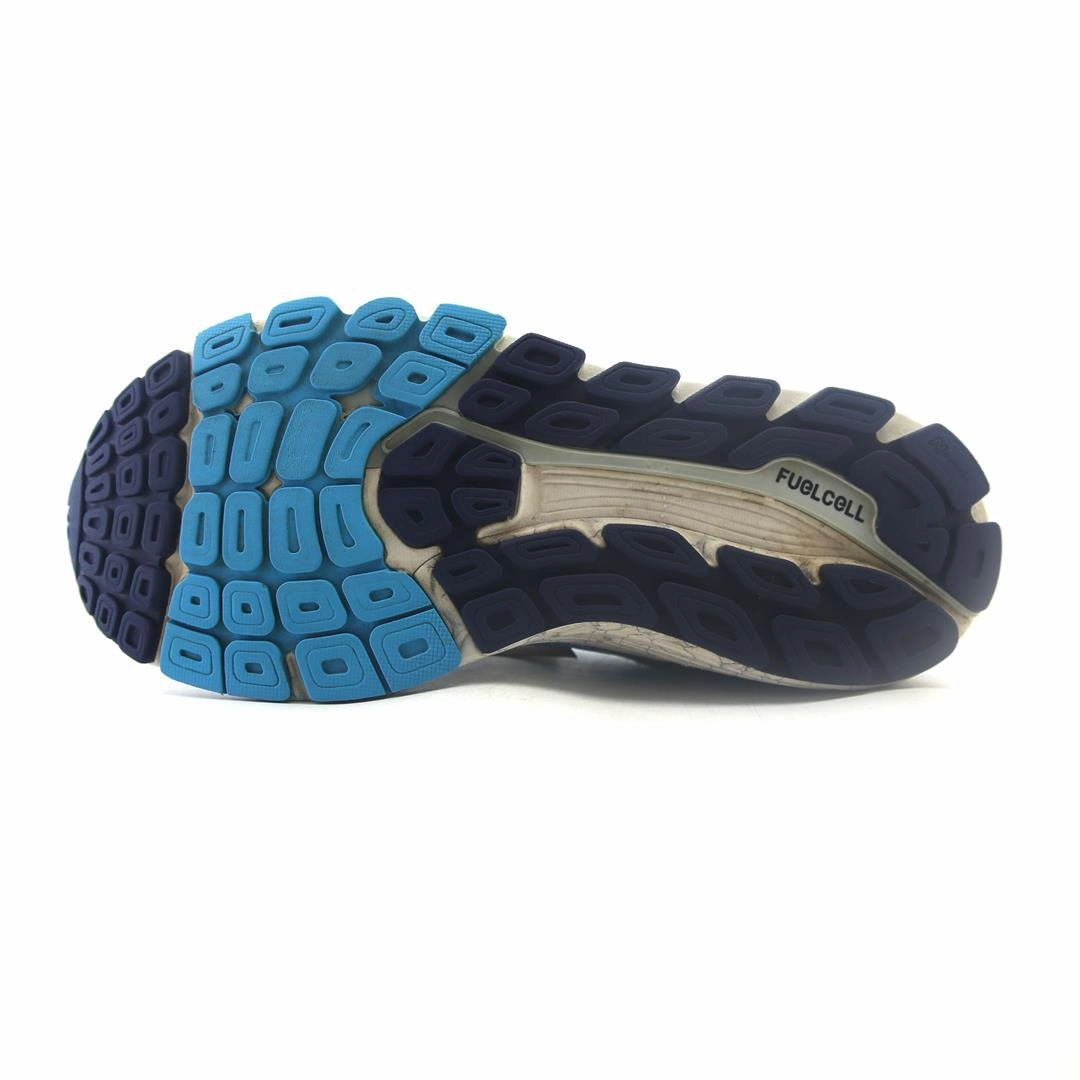 NEW BALANCE 1260 V7 New Balance casual shoe looks