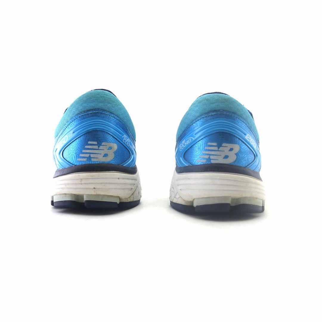 NEW BALANCE 1260 V7 New Balance casual shoe looks