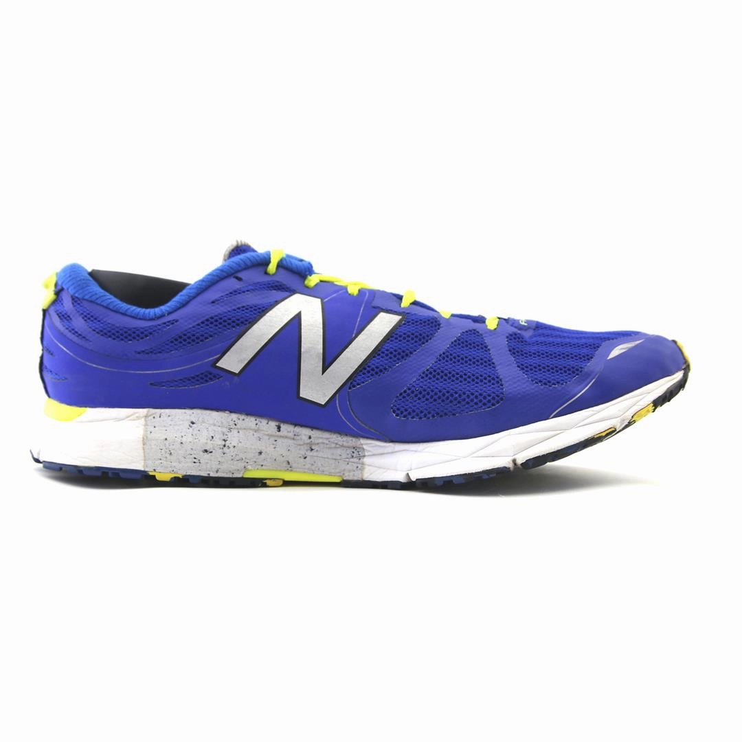NEW BALANCE 1500V2 retro New Balance shoe shots