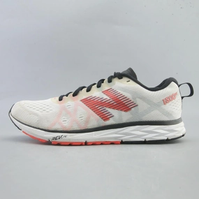 NEW BALANCE 1500V4 New Balance athletic performance footwear