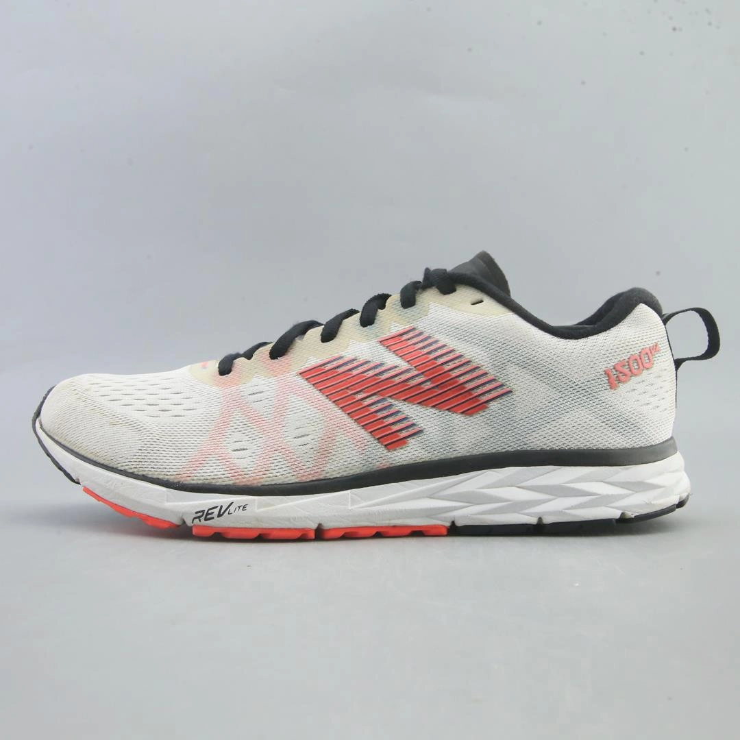 NEW BALANCE 1500V4 New Balance athletic performance footwear