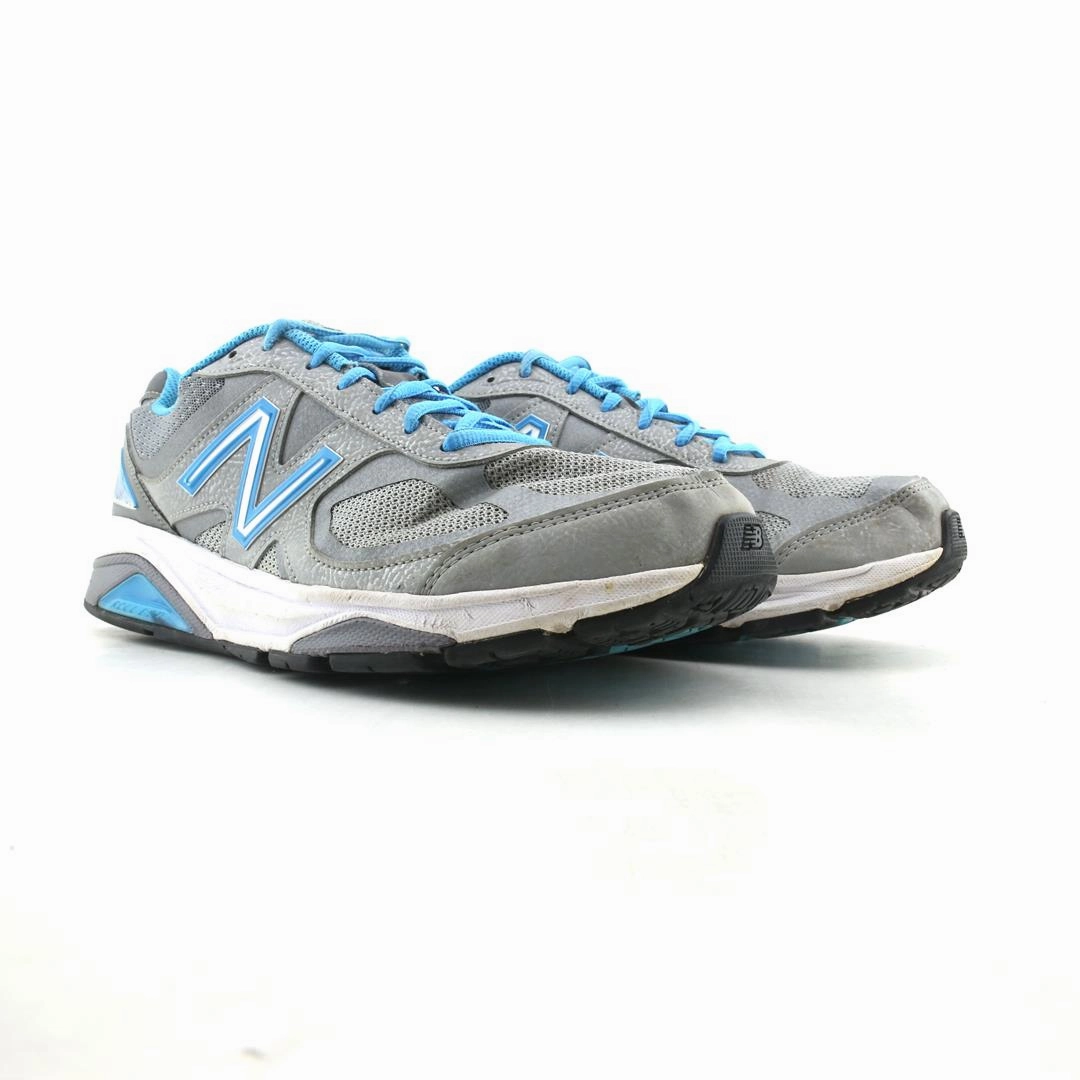 NEW BALANCE 1540V3 New Balance casual shoe looks