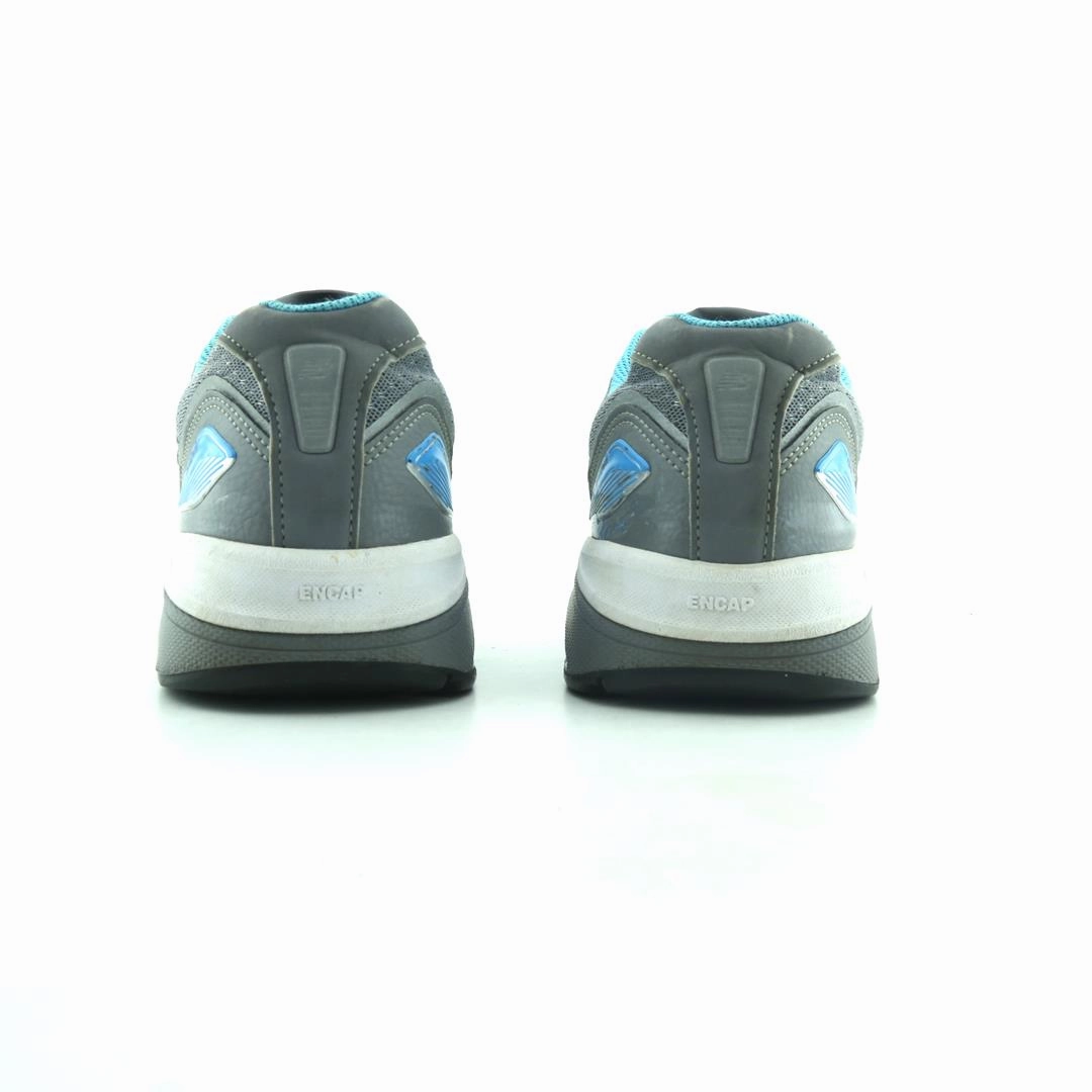 NEW BALANCE 1540V3 New Balance casual shoe looks