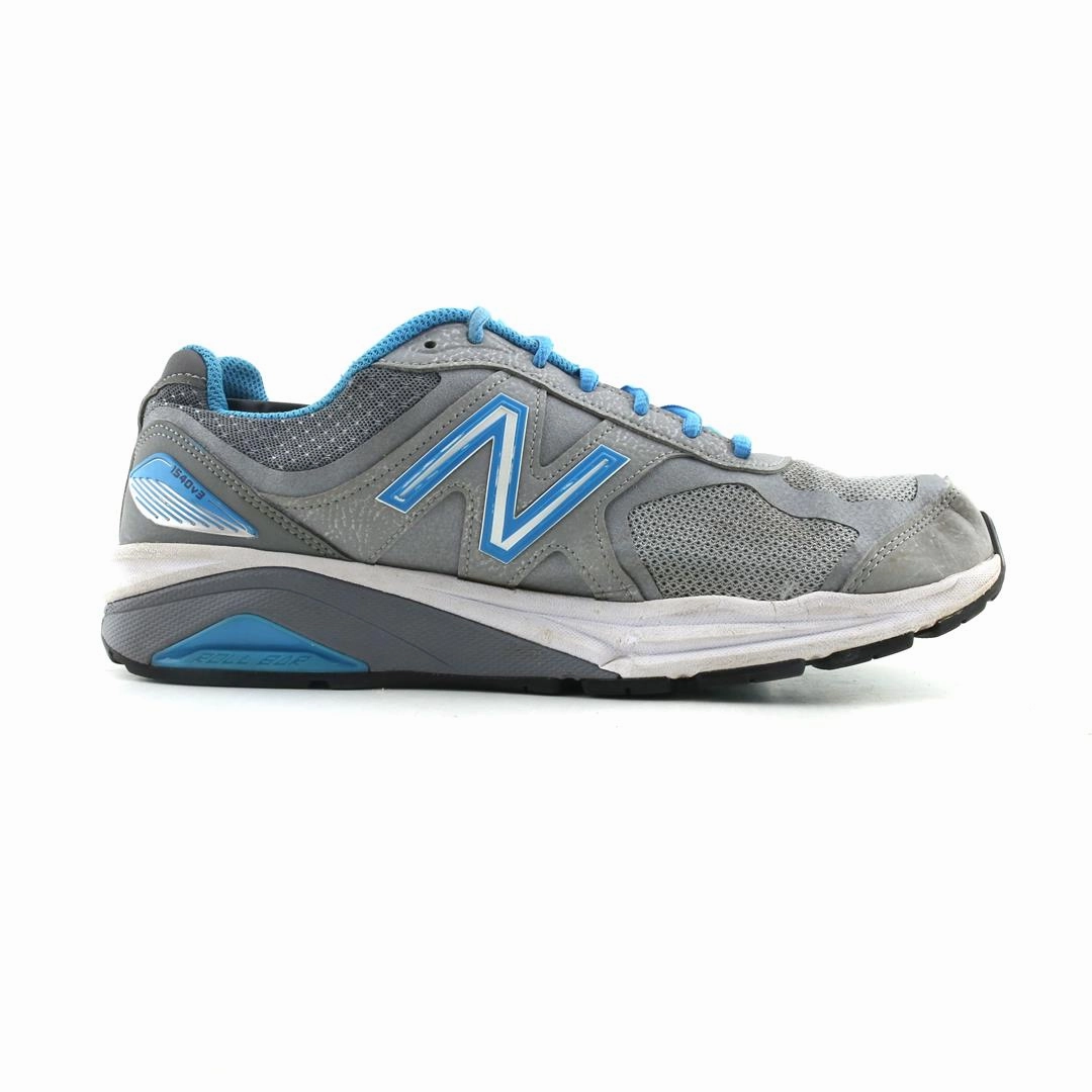 NEW BALANCE 1540V3 New Balance casual shoe looks