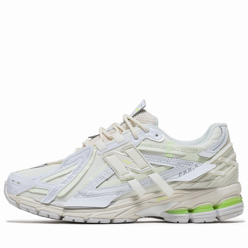 New Balance 1906A - White/Mint Flash New Balance casual trainers with arch support