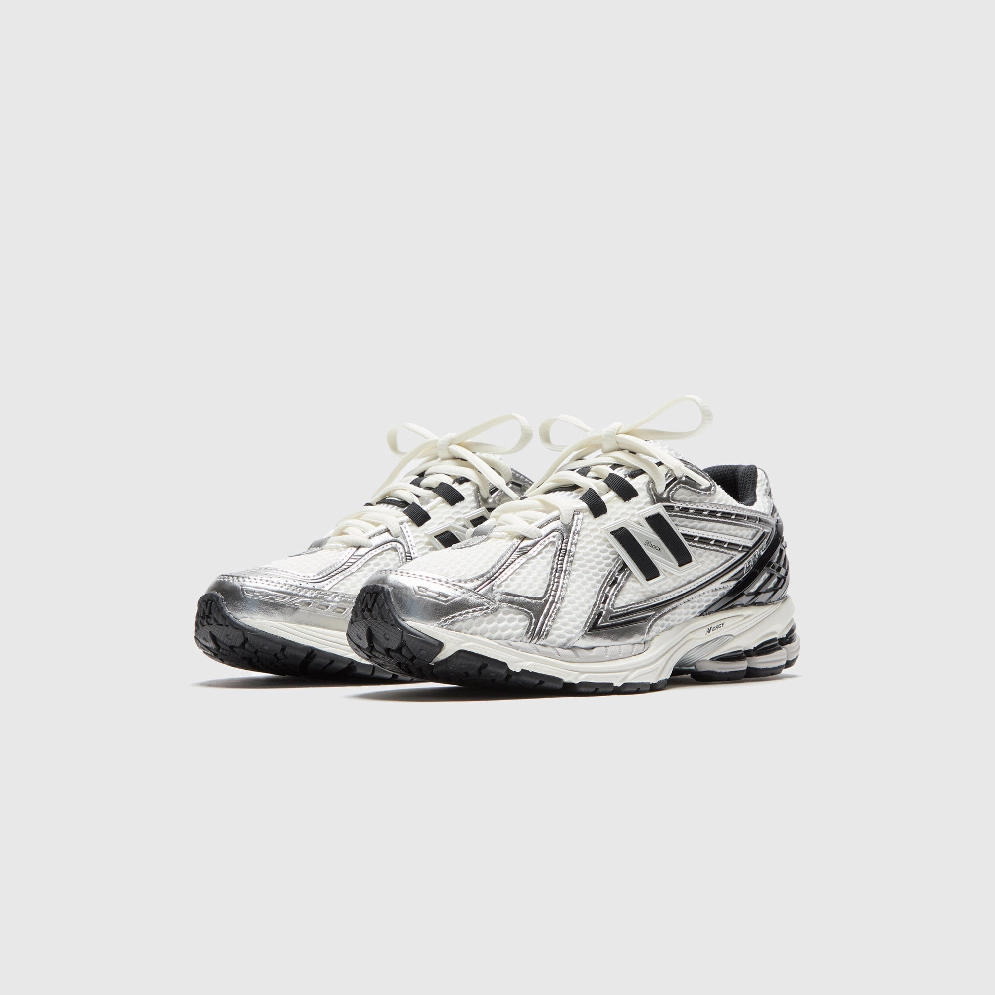 New Balance 1906R - Silver Metallic / Black / Sea Salt Nike Air Force 1 edition