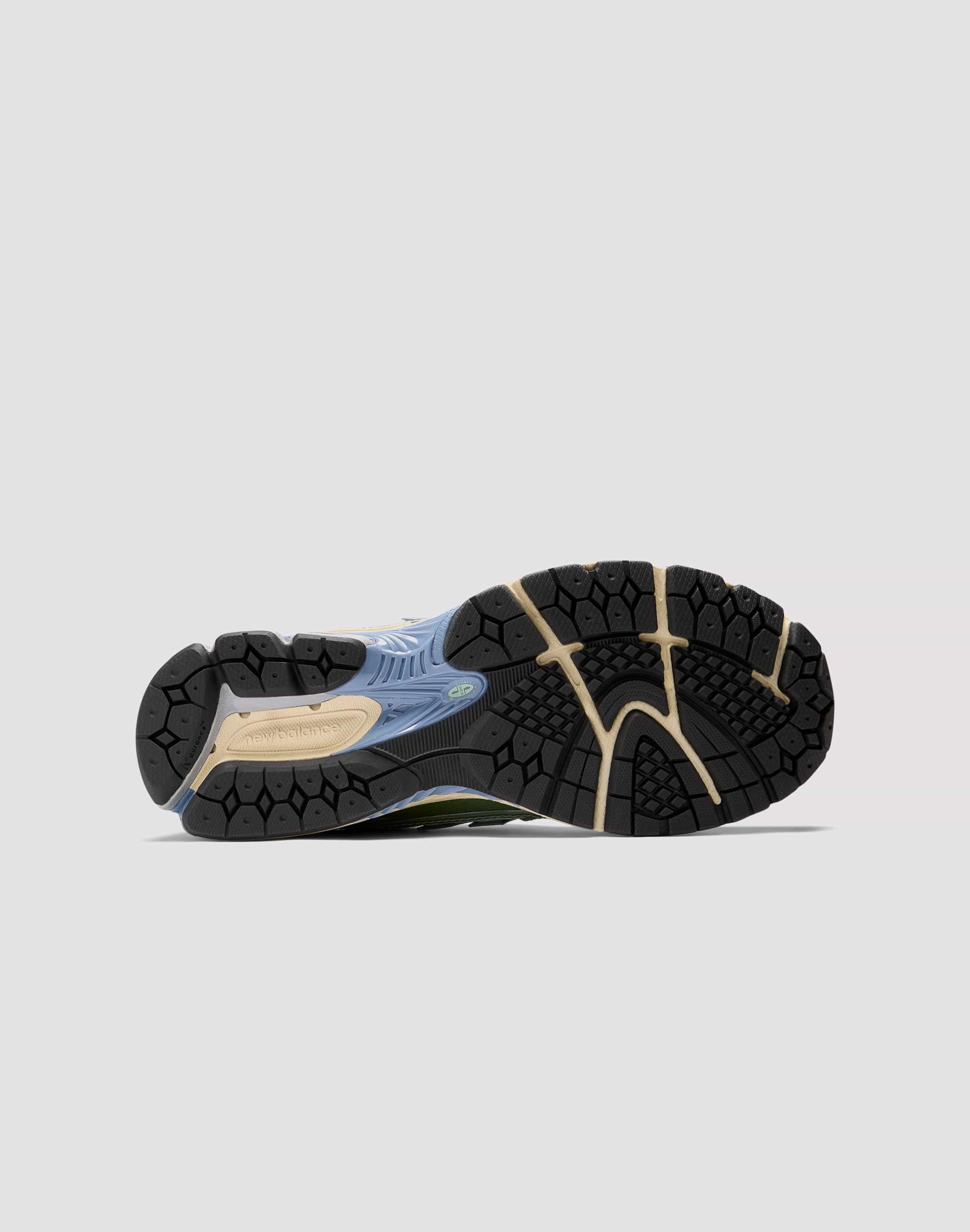 New Balance 1906R Cushioned Shoes
