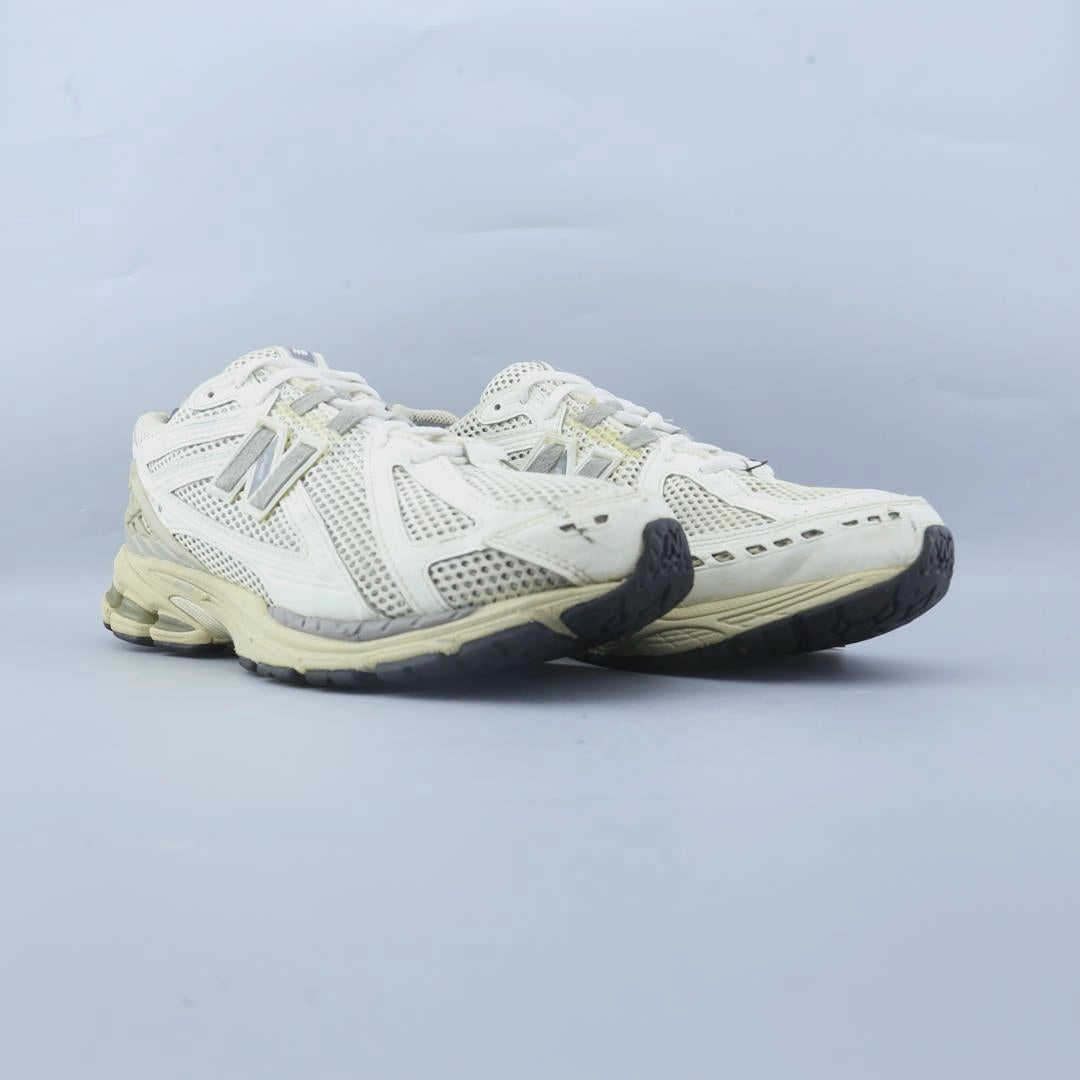 NEW BALANCE 1906R New Balance trainer visuals