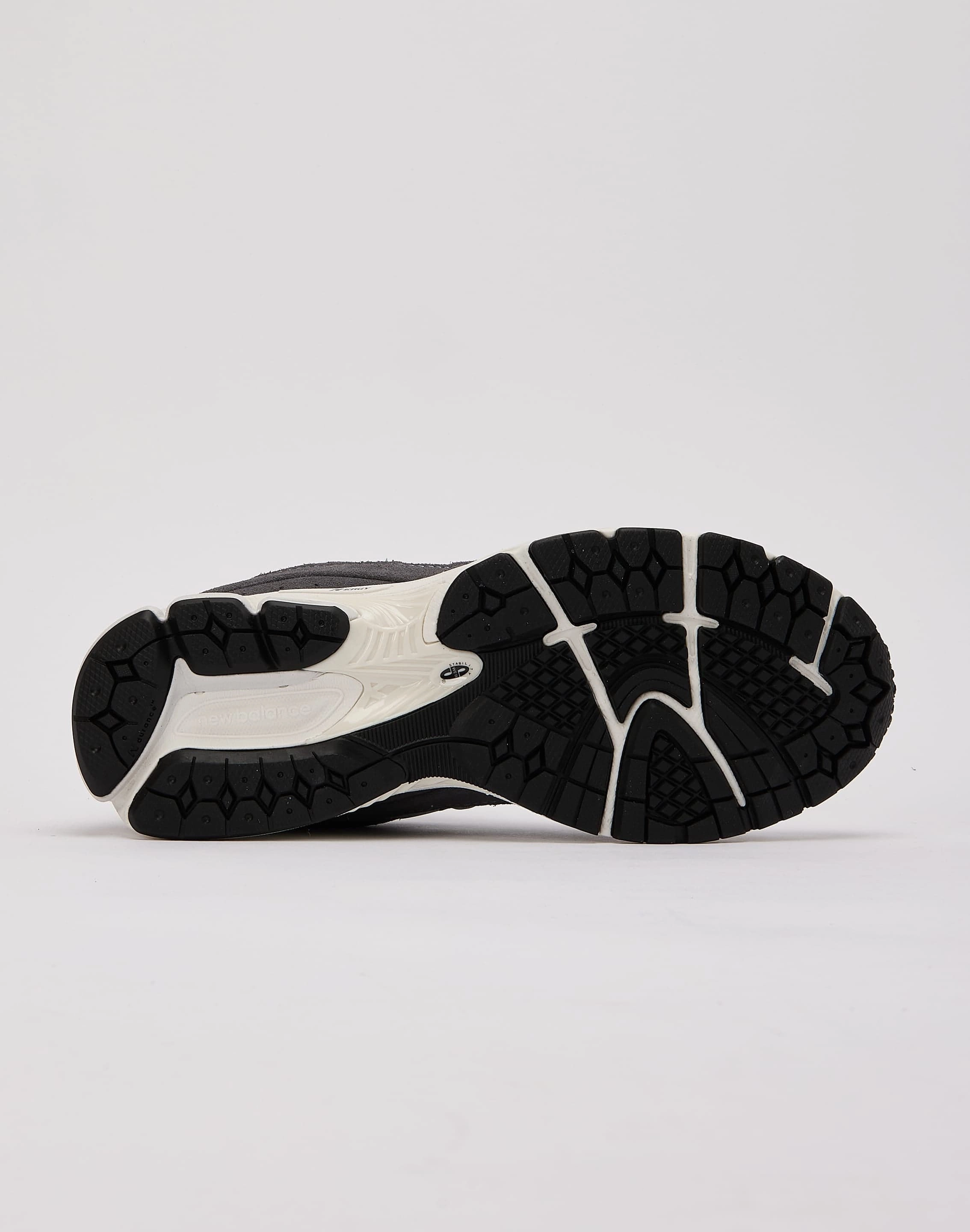New Balance 2002R Cushioned Shoes