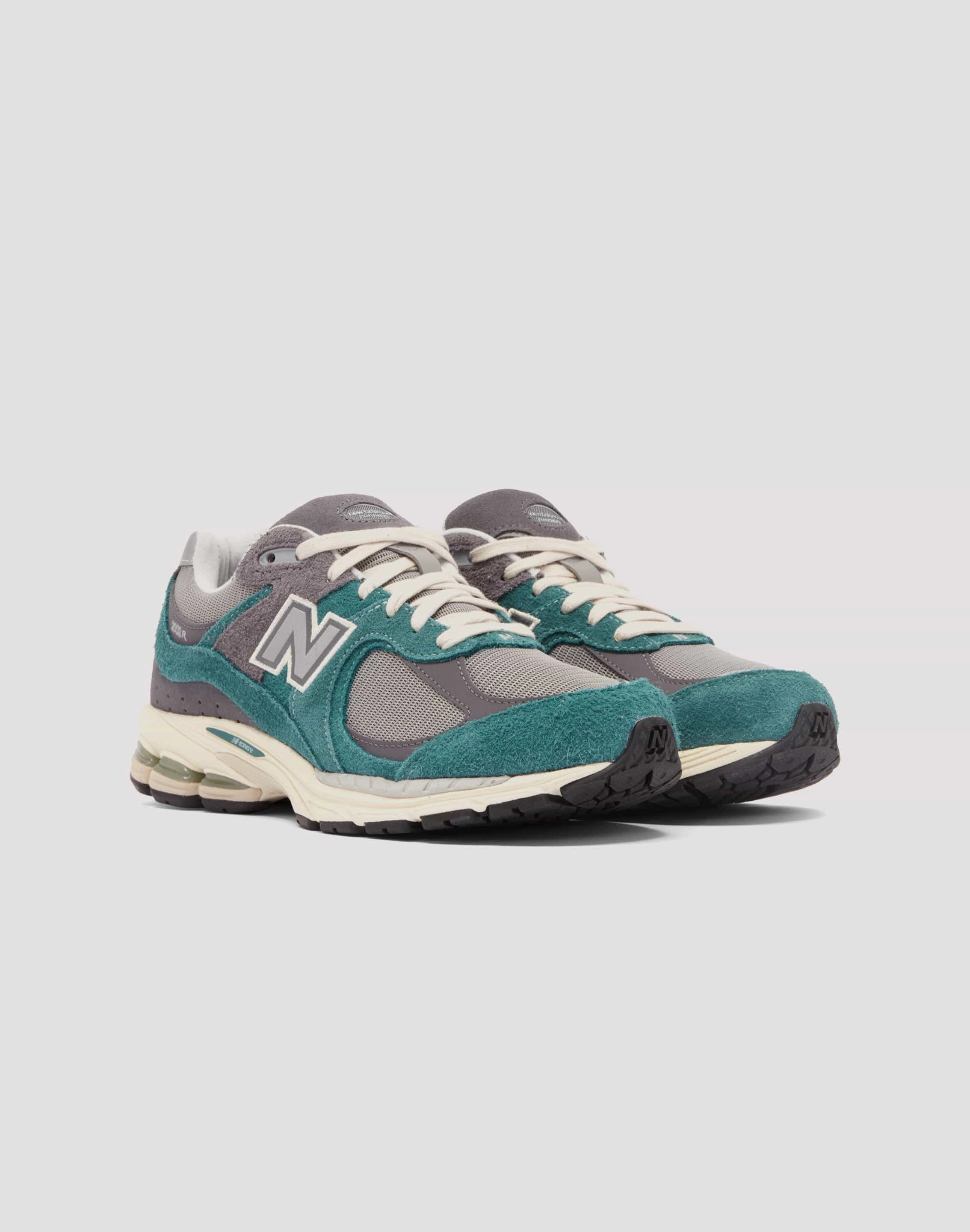 New Balance 2002R Cushioned Shoes