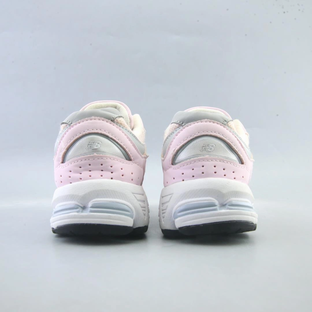NEW BALANCE 2002R New Balance casual shoe looks