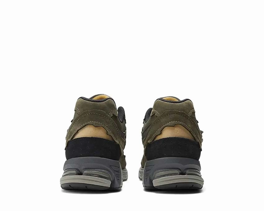 New Balance 2002R ?Protection Pack? New Balance athletic sneakers