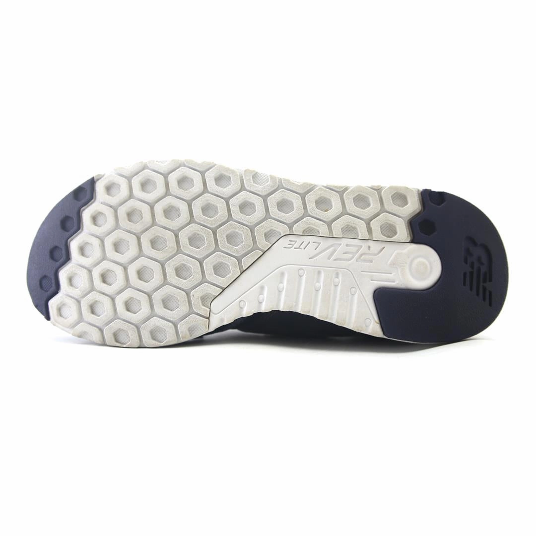 NEW BALANCE 247 retro New Balance shoe shots