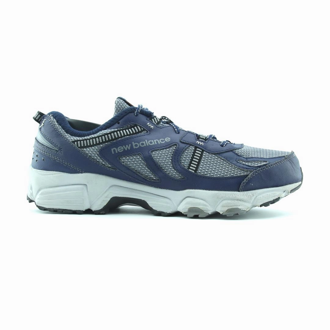 NEW BALANCE 410V4 stylish New Balance designs