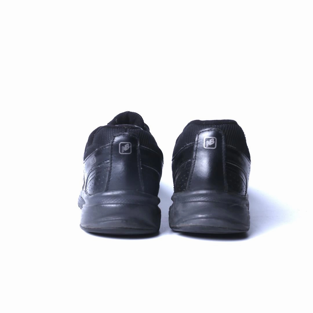 NEW BALANCE 411 stylish New Balance designs