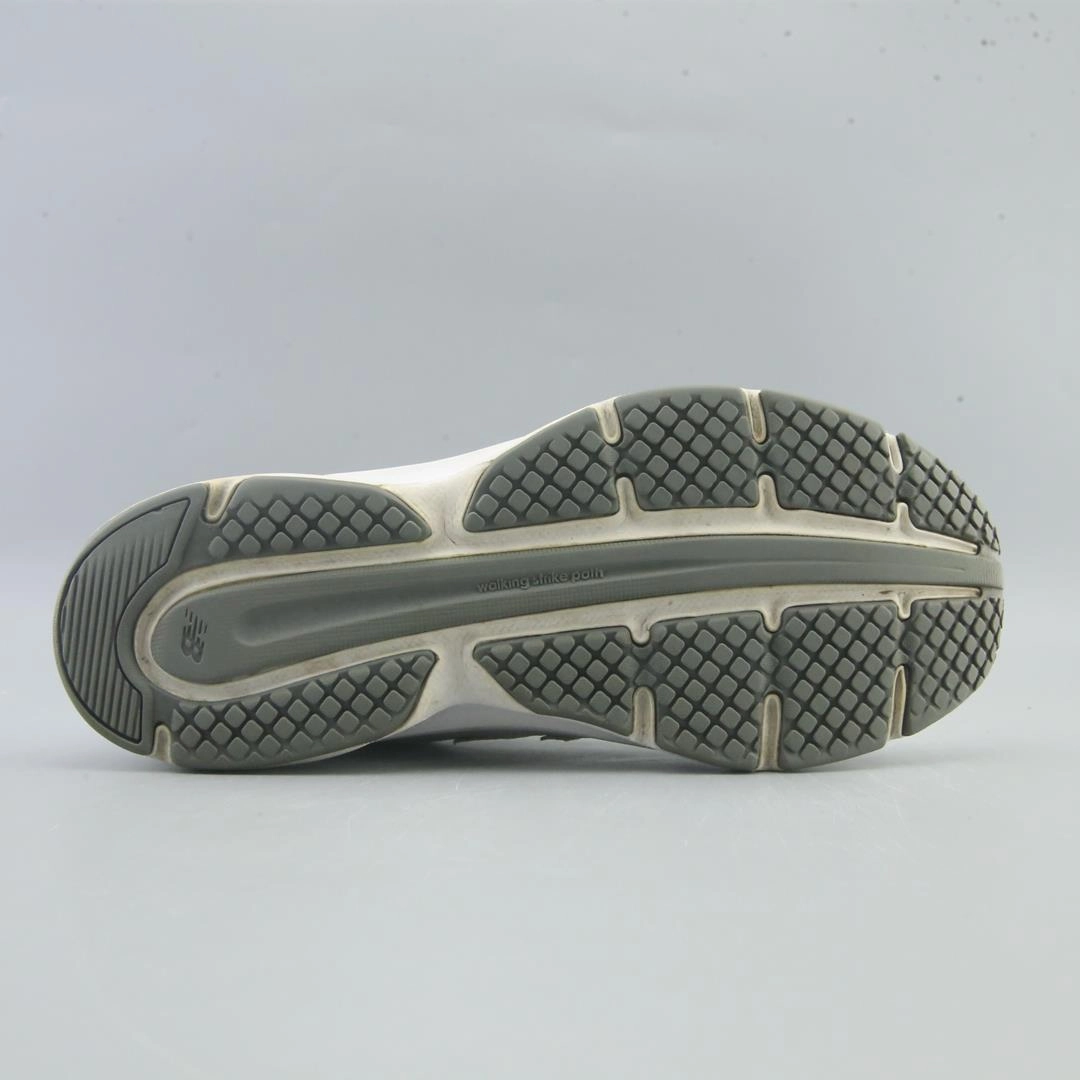 NEW BALANCE 411 V2 New Balance casual shoe looks