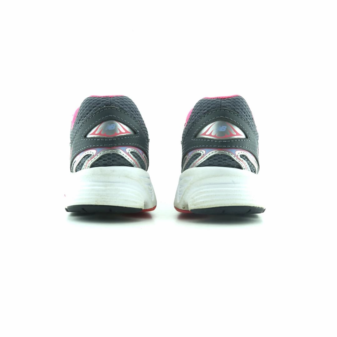 NEW BALANCE 450V3 New Balance casual shoe looks