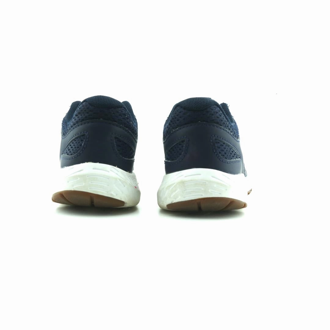 NEW BALANCE 519 New Balance casual shoe looks