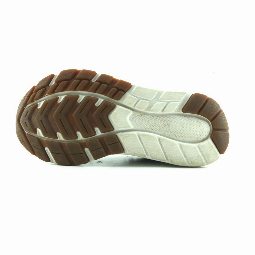 NEW BALANCE 519 New Balance casual shoe looks